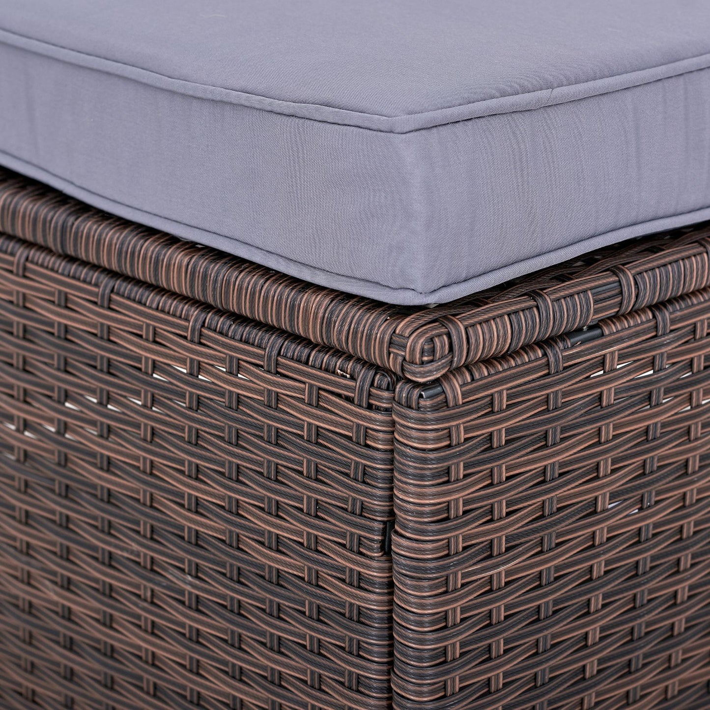 Modell Lipari kleiner Hocker Detailansicht