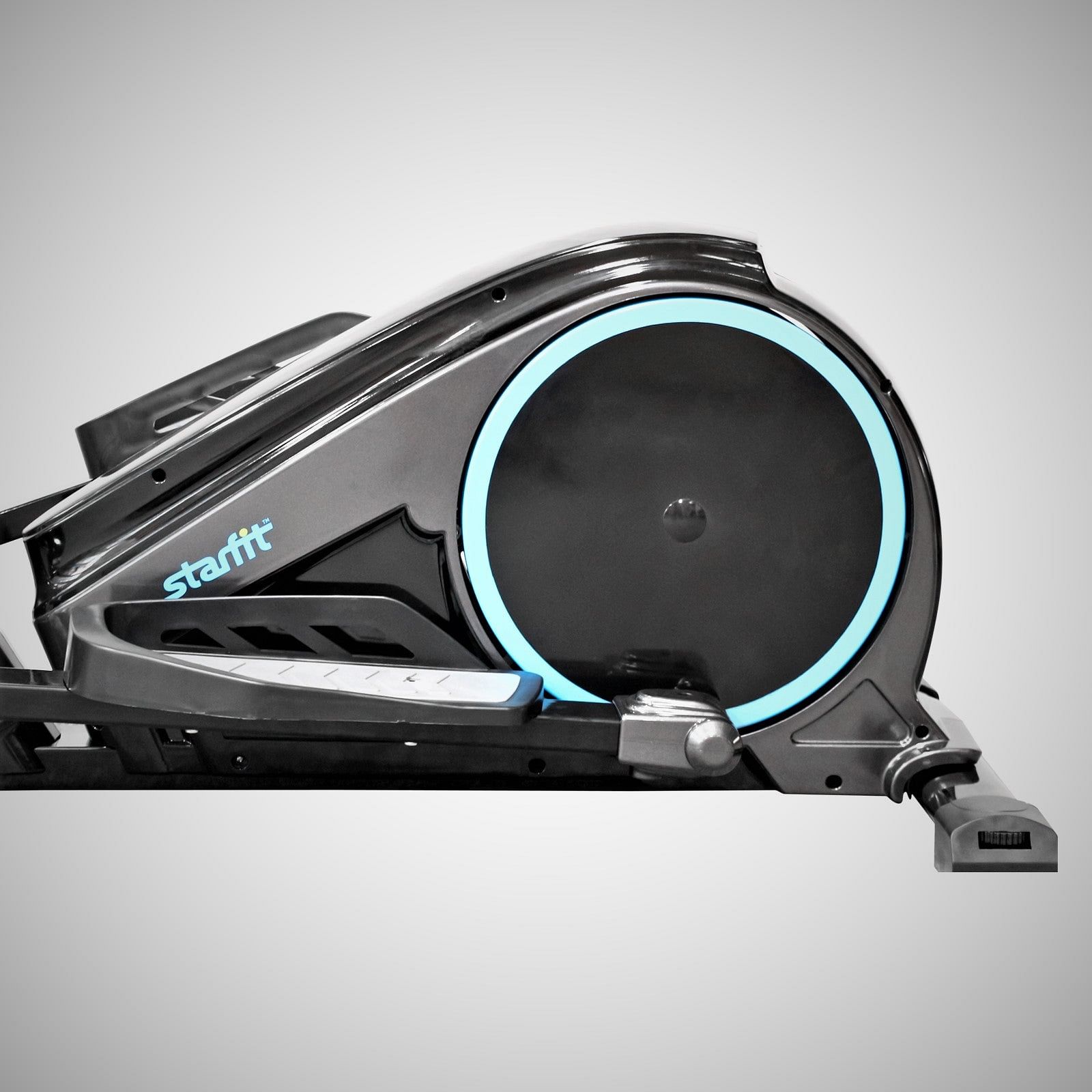 Crosstrainer 1F07360 Detailansicht Schwungrad