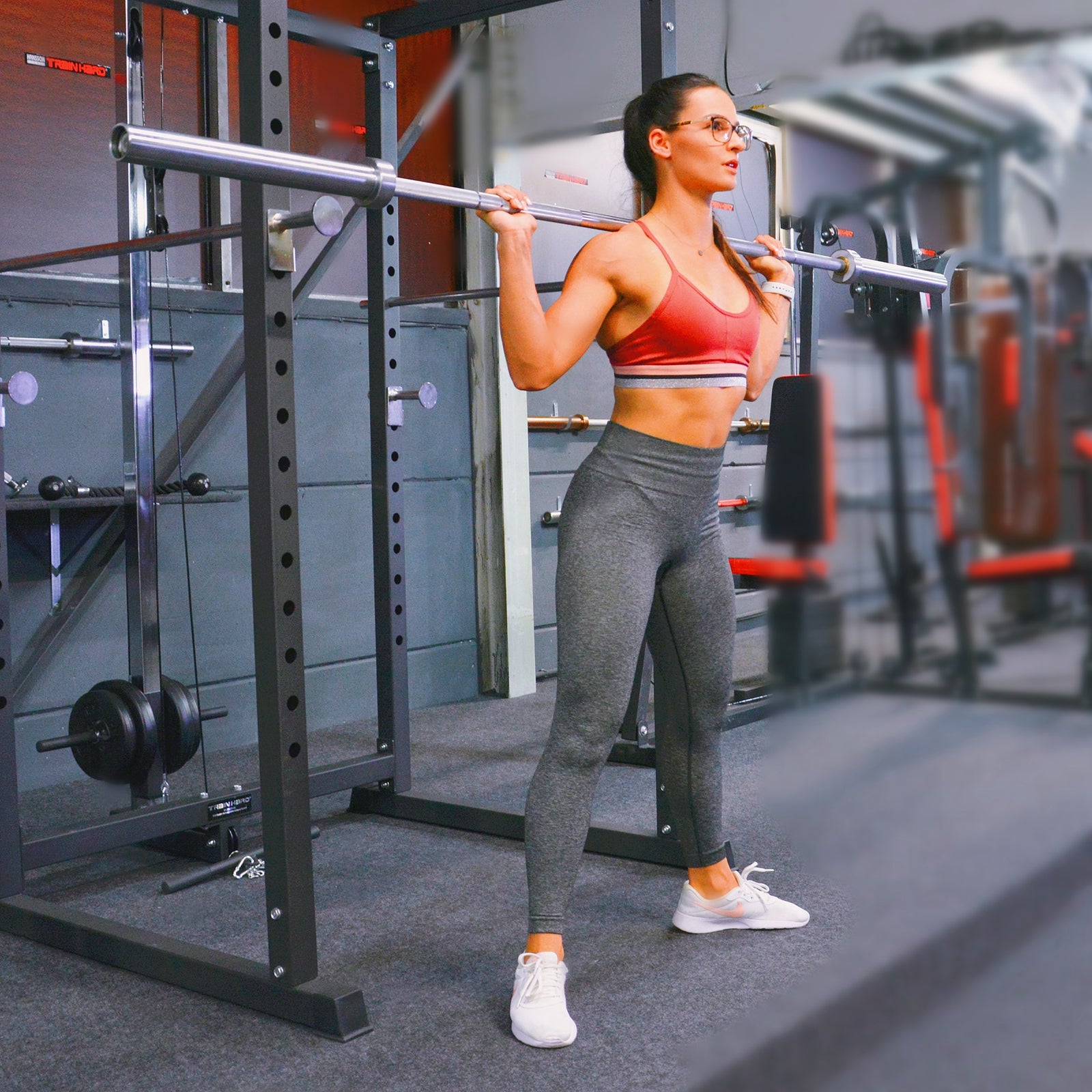 Power Rack mit Model